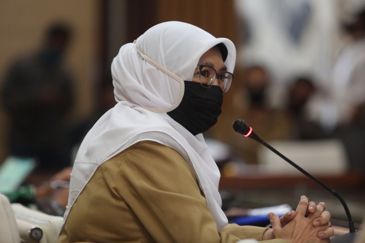 Koordinator Bidang Perencanaan, Data, Kajian dan Analisa Gugus Tugas Covid-19 Kota Bandung, Ahyani Raksanagara menyatakan upaya Pemerintah Kota (Pemkot) Bandung bersama masyarakat untuk menekan laju virus corona perlahan menunjukan hasil