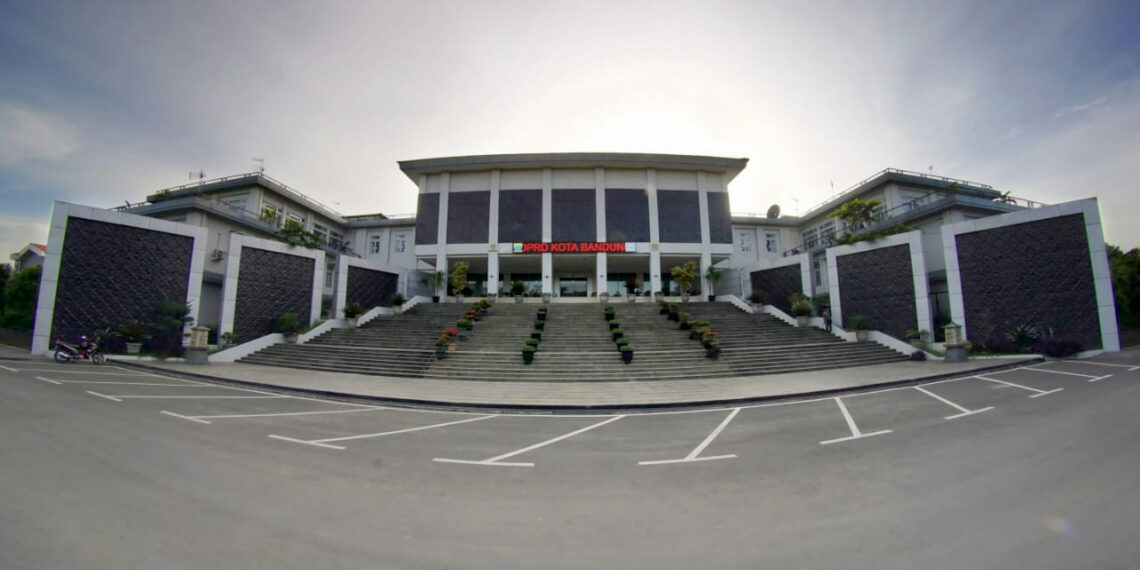 Kang Edwin Senjaya Tekankan Kolaborasi dan Keadilan Anggaran pada Musrenbang Kecamatan Buahbatu